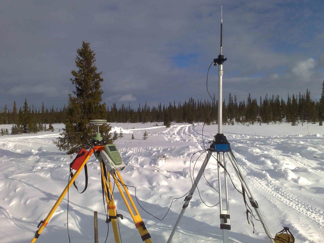 Topographic and geodetic equipment