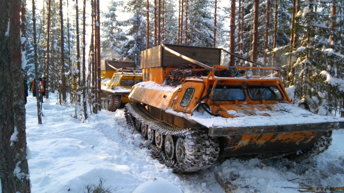 Cross-country vehicles TGM-126 on profile