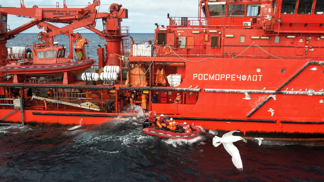 Open sea search and rescue forms a mandatory stage of the exercise